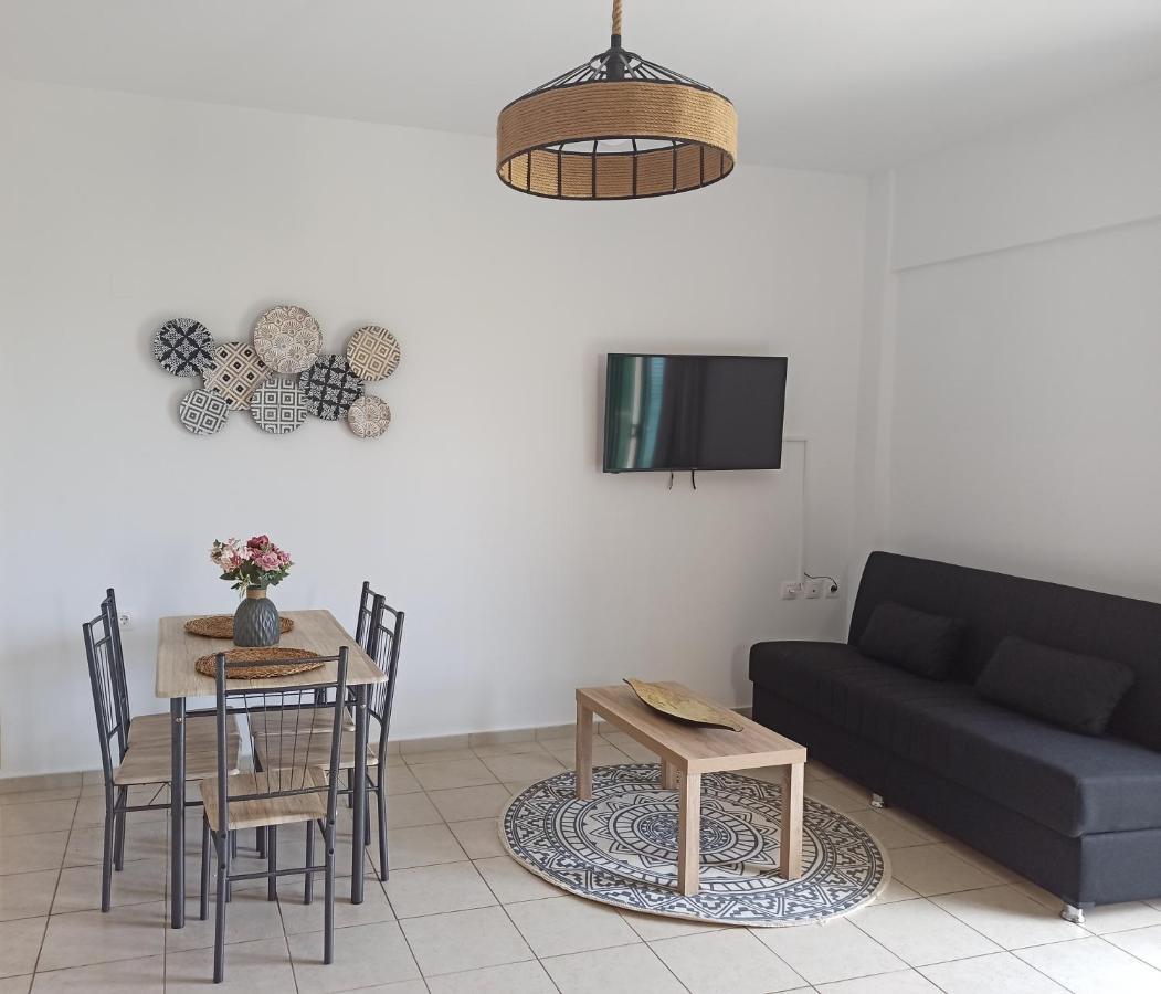 Sea Melody Apartments Stavromenos ภายนอก รูปภาพ