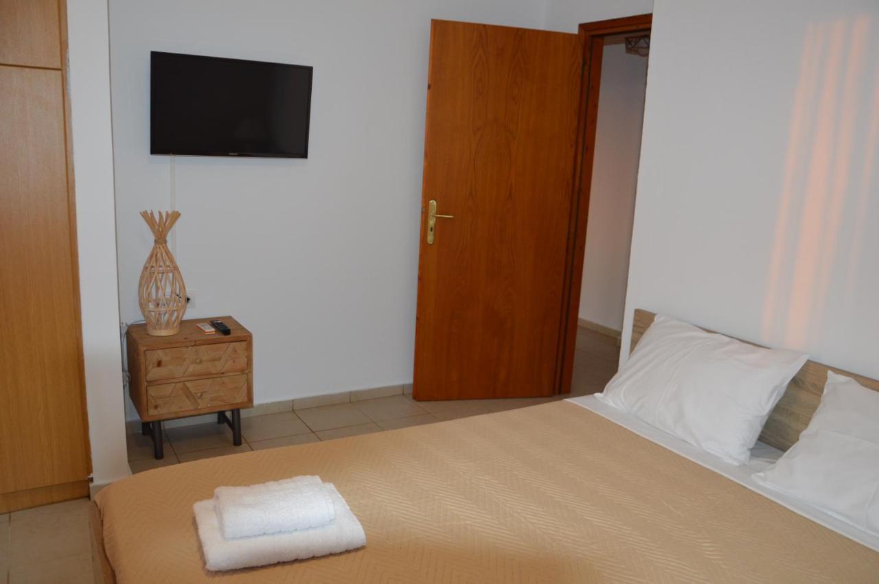 Sea Melody Apartments Stavromenos ภายนอก รูปภาพ